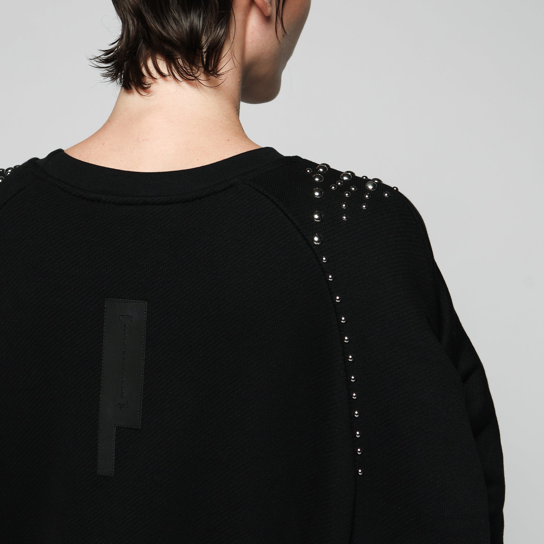 STUDDED SYNTAX CREWNECK - WOMAN