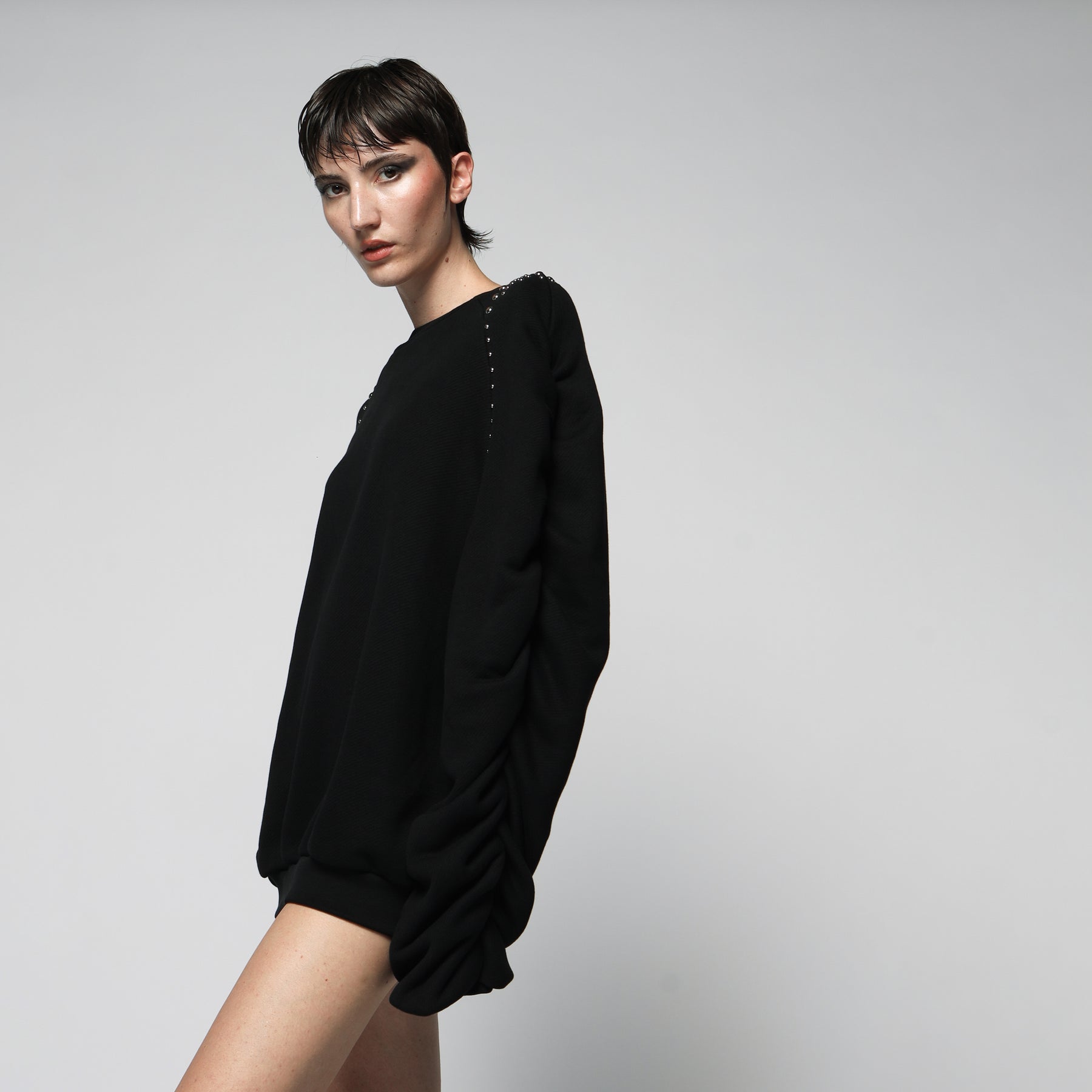 STUDDED SYNTAX CREWNECK - WOMAN