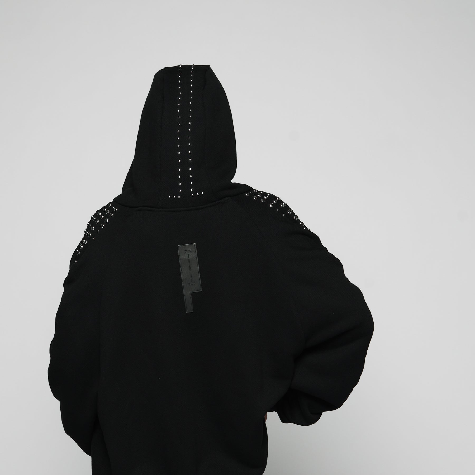 STUDDED SYNTAX FOLDED ZIP HOODIE  - WOMAN